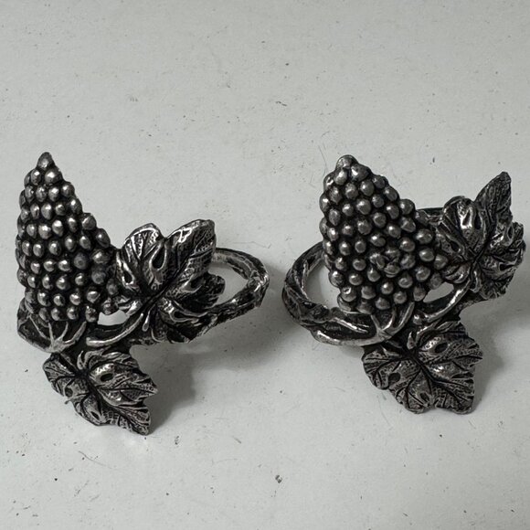 Vintage 95% Genuine Pewter Grape Vine Napkin Rings Set Of 2 Holiday Home Decor - Picture 8 of 12